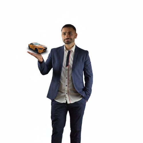 Kfz-Gutachter-Nürnberg M. Öncebe bei der Arbeit